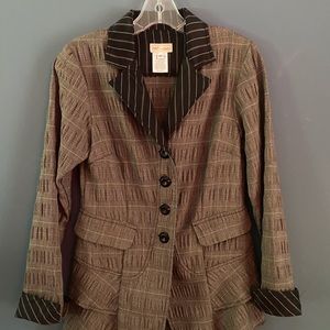 Lovely and Fun Ruffled Jacket